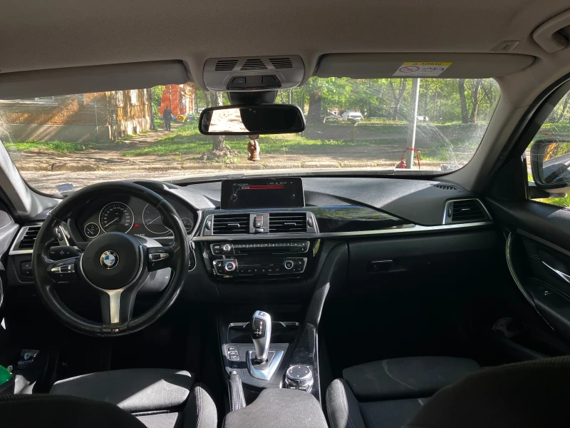 BMW 318 Facelift , снимка 12 - Автомобили и джипове - 50773138