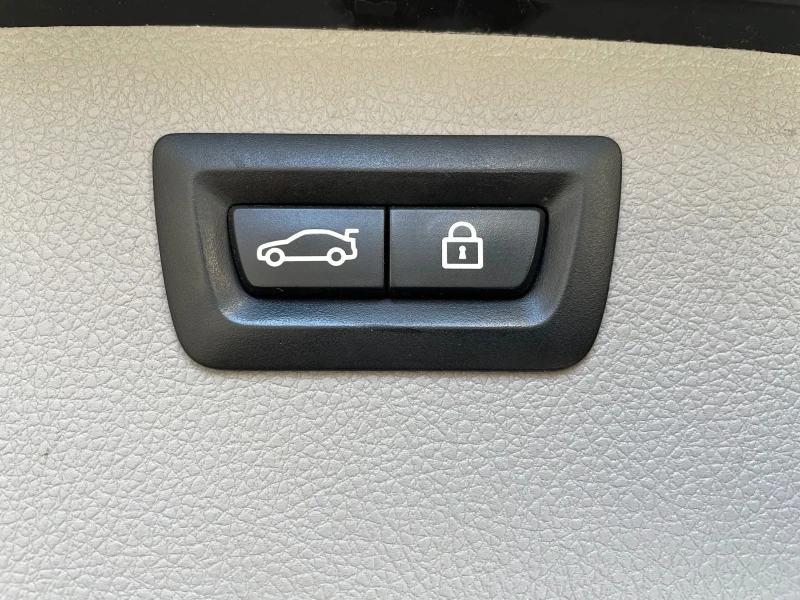 BMW 318 Facelift , снимка 8 - Автомобили и джипове - 50773138