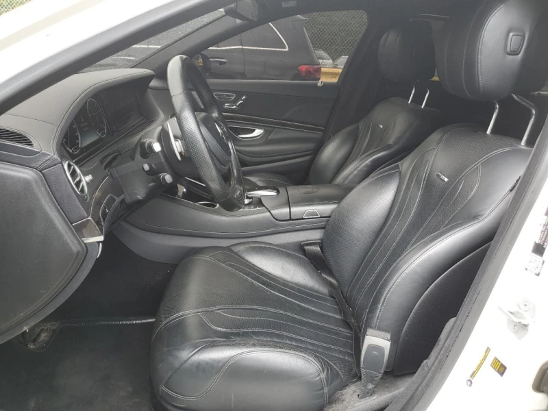 Mercedes-Benz S 63 AMG Burmester* Keyless* Подгреви* Обдух* Пано* Щори* , снимка 7 - Автомобили и джипове - 52630878