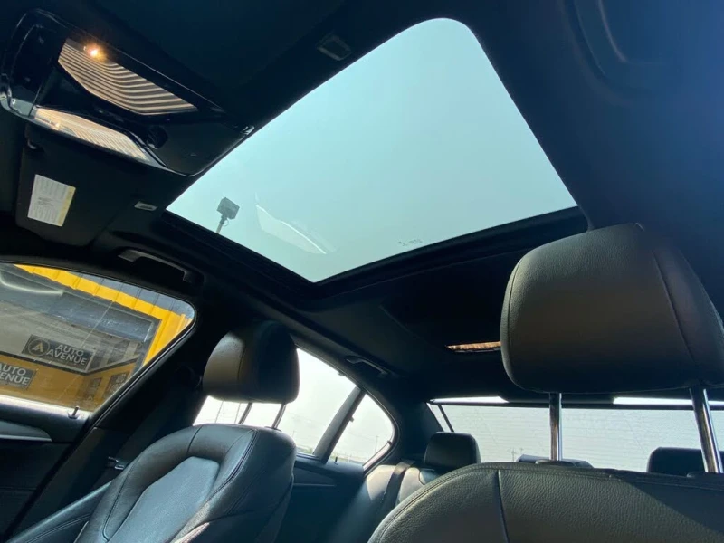 BMW 530 ПАМЕТ* ПАНОРАМА* 4 ПОДГРЕВА* M PACK* HARMAN KARDON, снимка 12 - Автомобили и джипове - 52653024