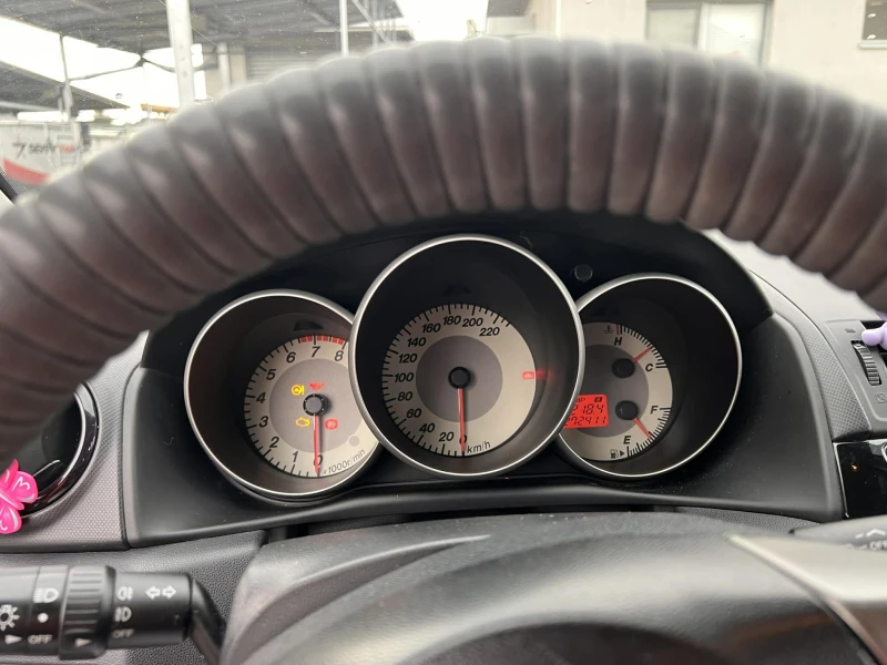 Mazda 3, снимка 4 - Автомобили и джипове - 53247143