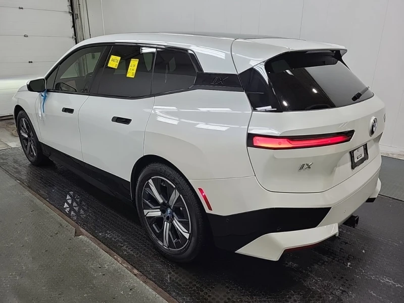 BMW iX XDRIVE50 * CARFAX * ОТ ПРЕДСТАВИТЕЛСТВО НА BMW, снимка 6 - Автомобили и джипове - 53341330