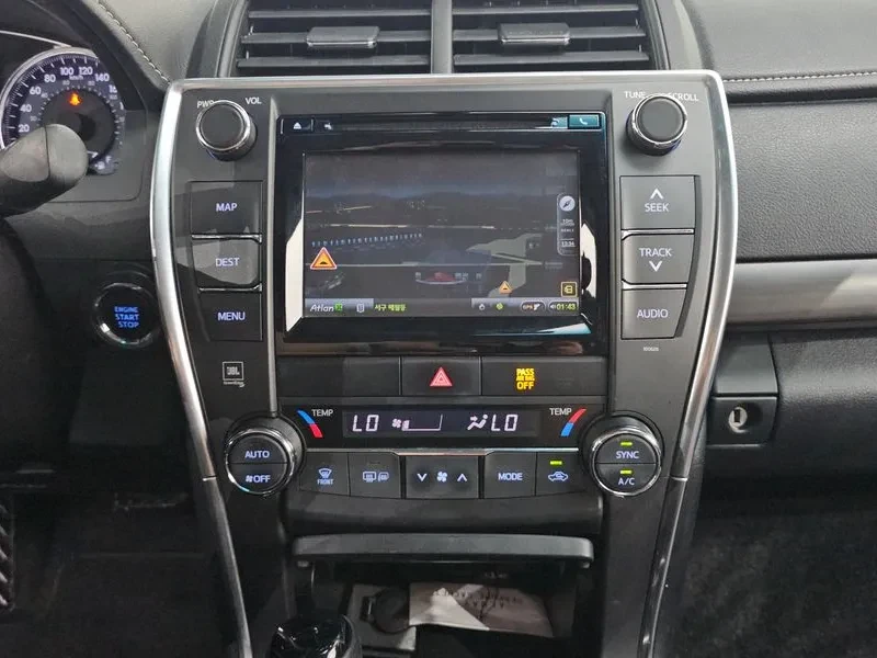 Toyota Camry 2.5 XLE | Mobile.bg � ����������� 12