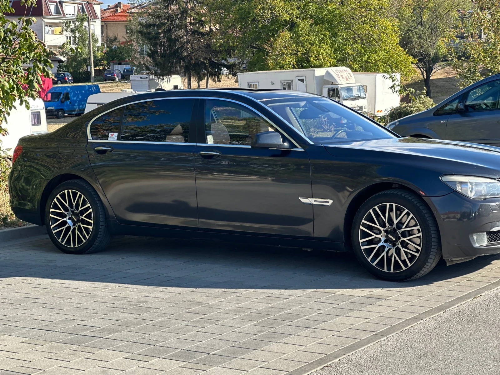 BMW 750 LI - изображение 4