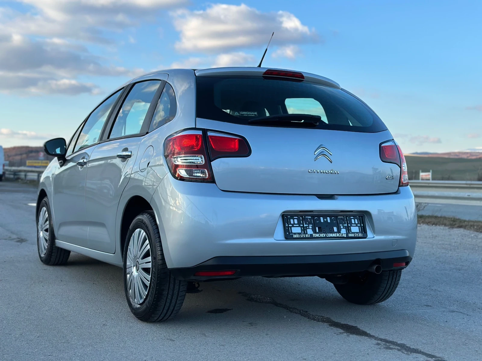 Citroen C3 1.2i-77.000km-NEW-NEW-NEW-LED-AVTOPILOT-TOP - изображение 4