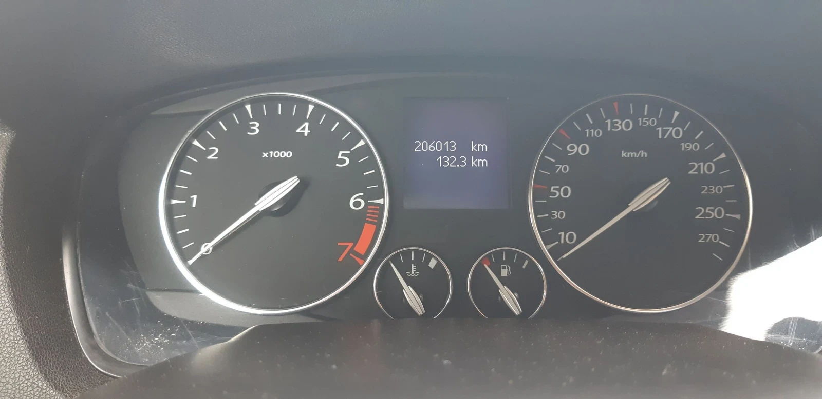 Renault Laguna 2.0-140к.с-Бензин - изображение 8