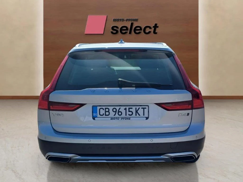 Volvo V90 Cross Country 2.0 D4 - изображение 6