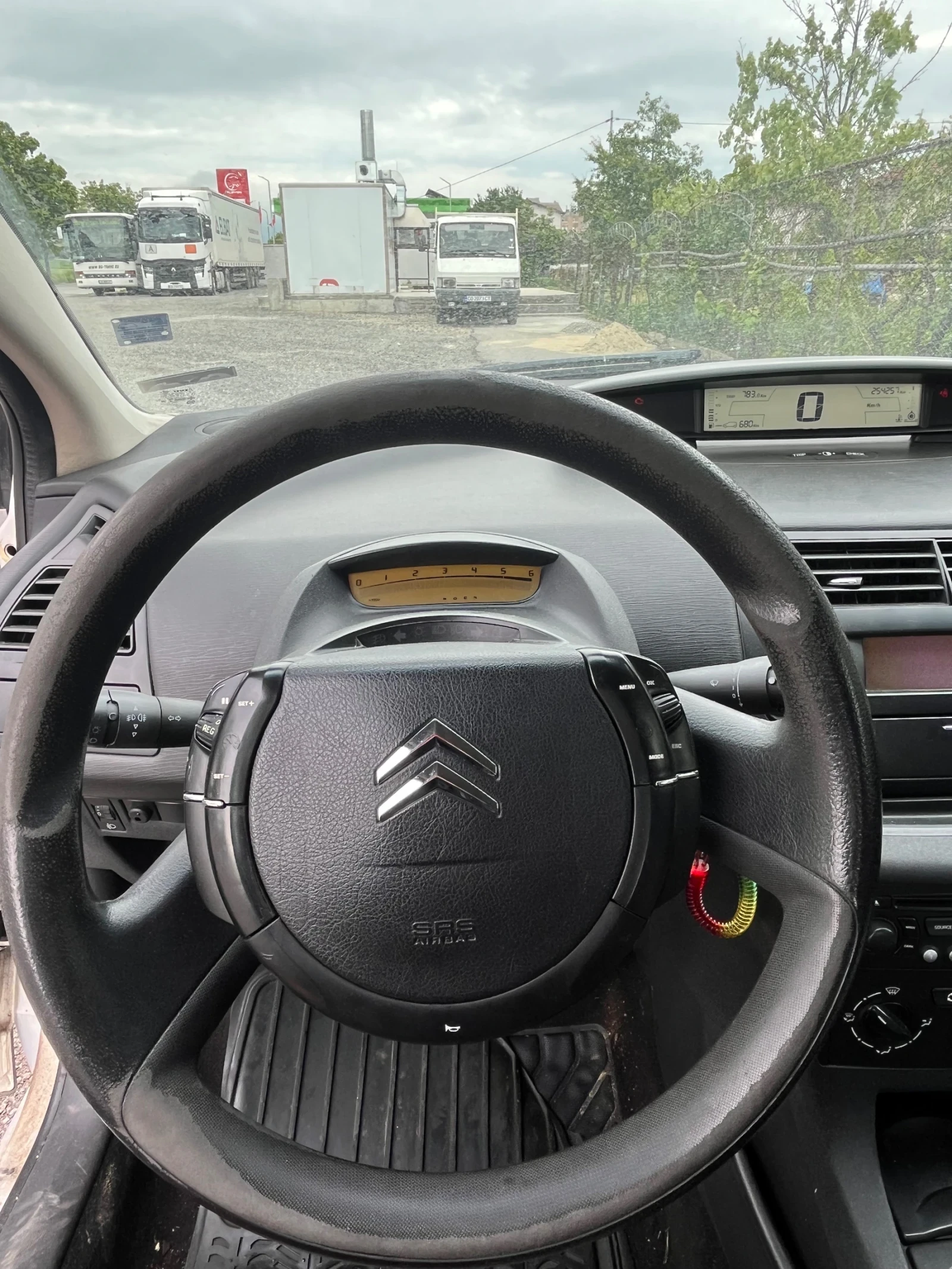 Citroen C4  - изображение 6