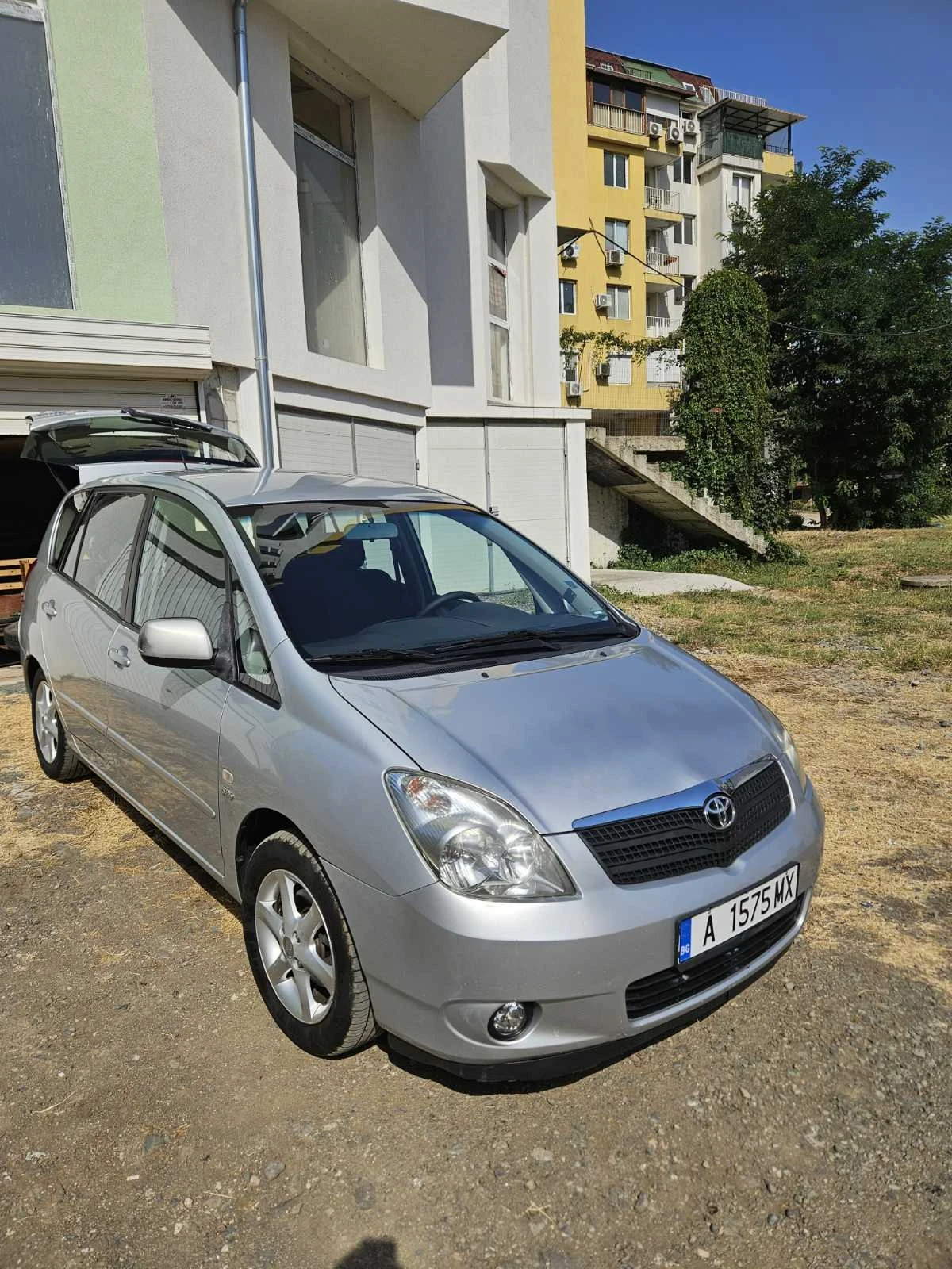 Toyota Corolla verso  - изображение 6