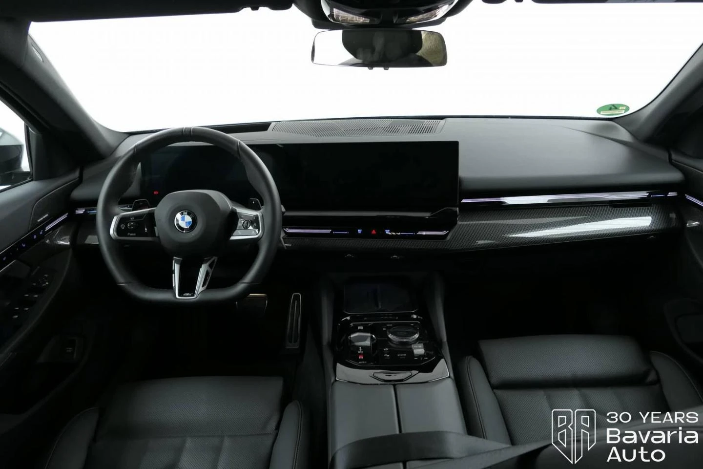 BMW 520 i M Sport Paket Steptronic - изображение 6
