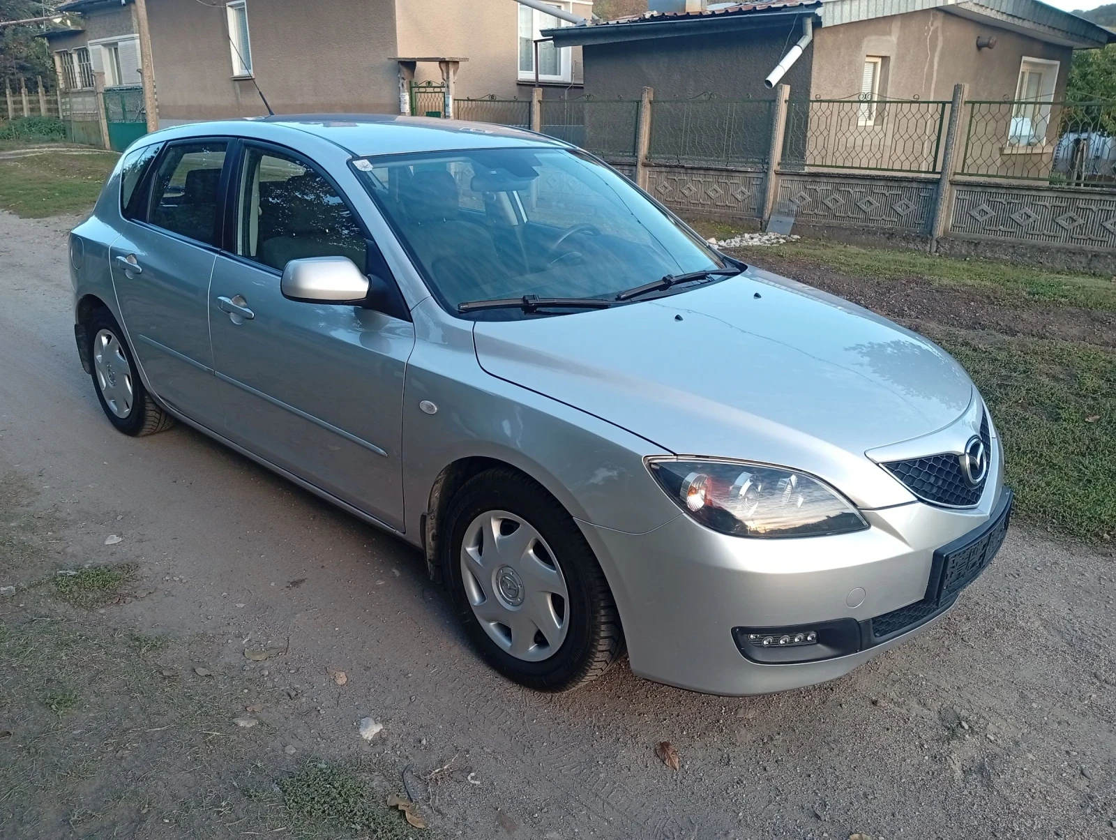 Mazda 3 1.4i Feislif  - изображение 3