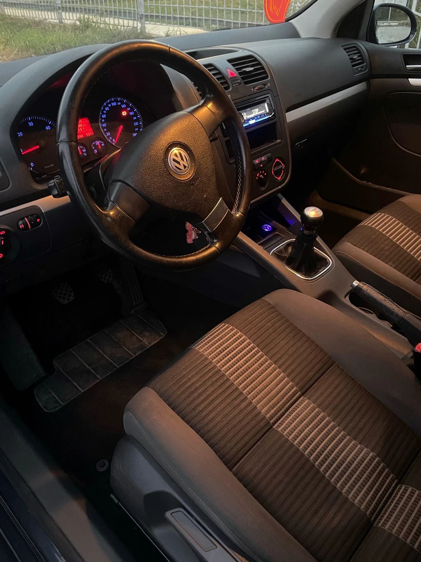 VW Golf 1.9 Tdi - изображение 5