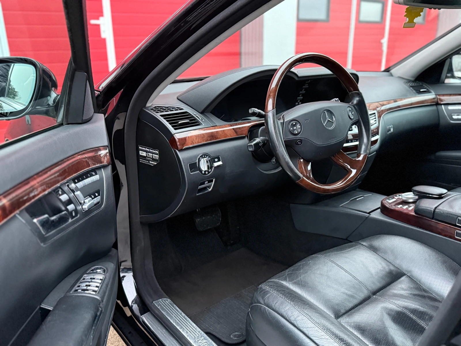 Mercedes-Benz S 320 Black/HarmanKardon - изображение 8