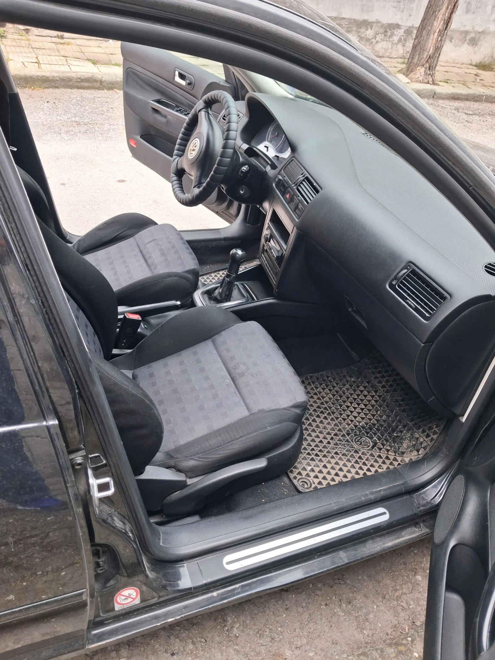 VW Bora, снимка 5 - Автомобили и джипове - 55732343