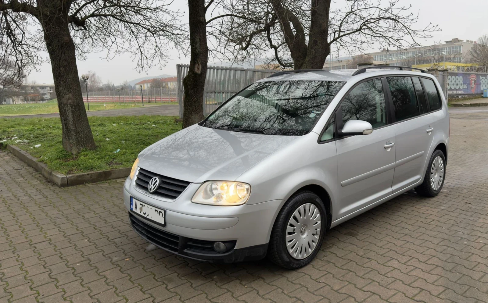 VW Touran 2, 0TDI.140PS - изображение 3