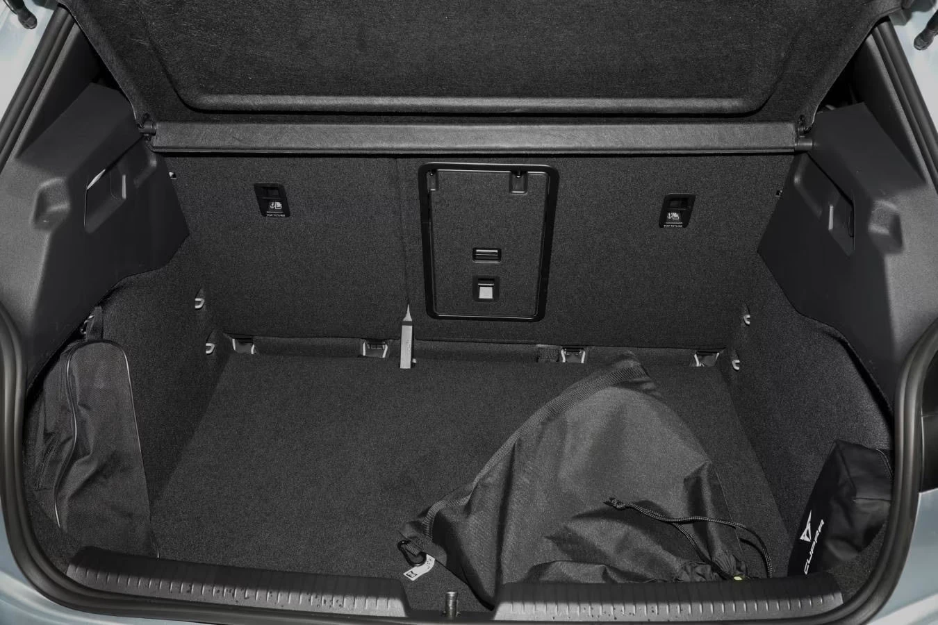 Cupra Born VZ/326HP/PANO/360/SENNHEISER/MEMO/HUD/NAVI/777g | Mobile.bg � ����������� 16