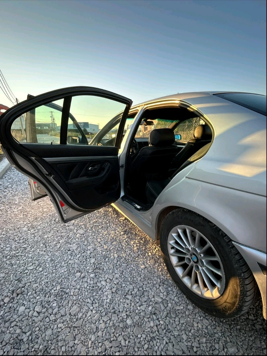 BMW 530, снимка 6 - Автомобили и джипове - 53842317