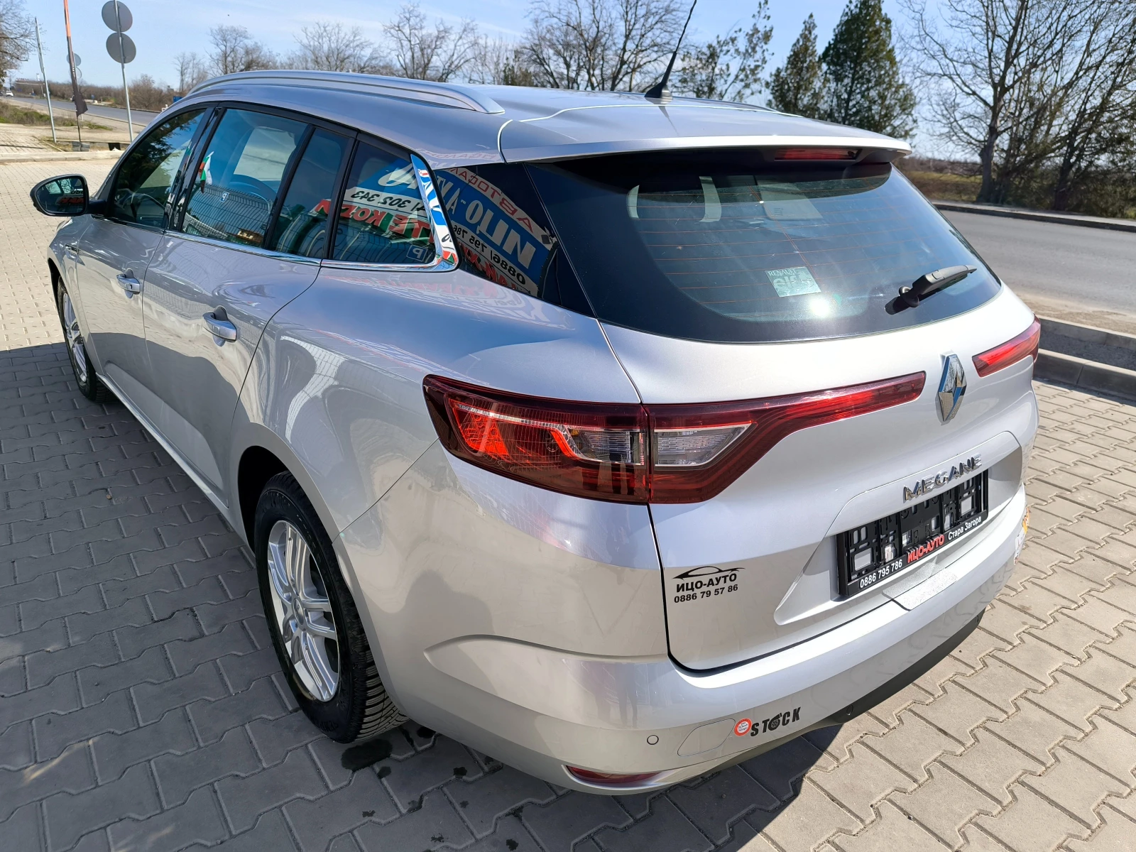 Renault Megane 1, 5DCi-120к.с.-6скорости, НАВИ, КАНЕРА, LED, ЕВРО, снимка 4 - Автомобили и джипове - 53800885