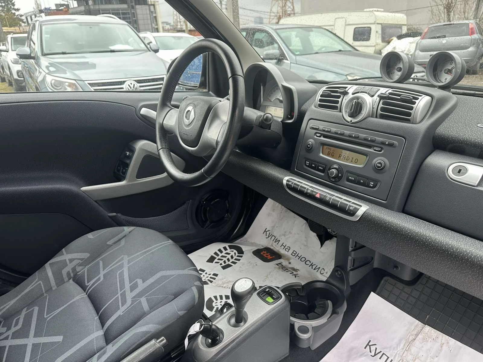 Smart Fortwo 1.0i Aвтоматик, снимка 15 - Автомобили и джипове - 54056524