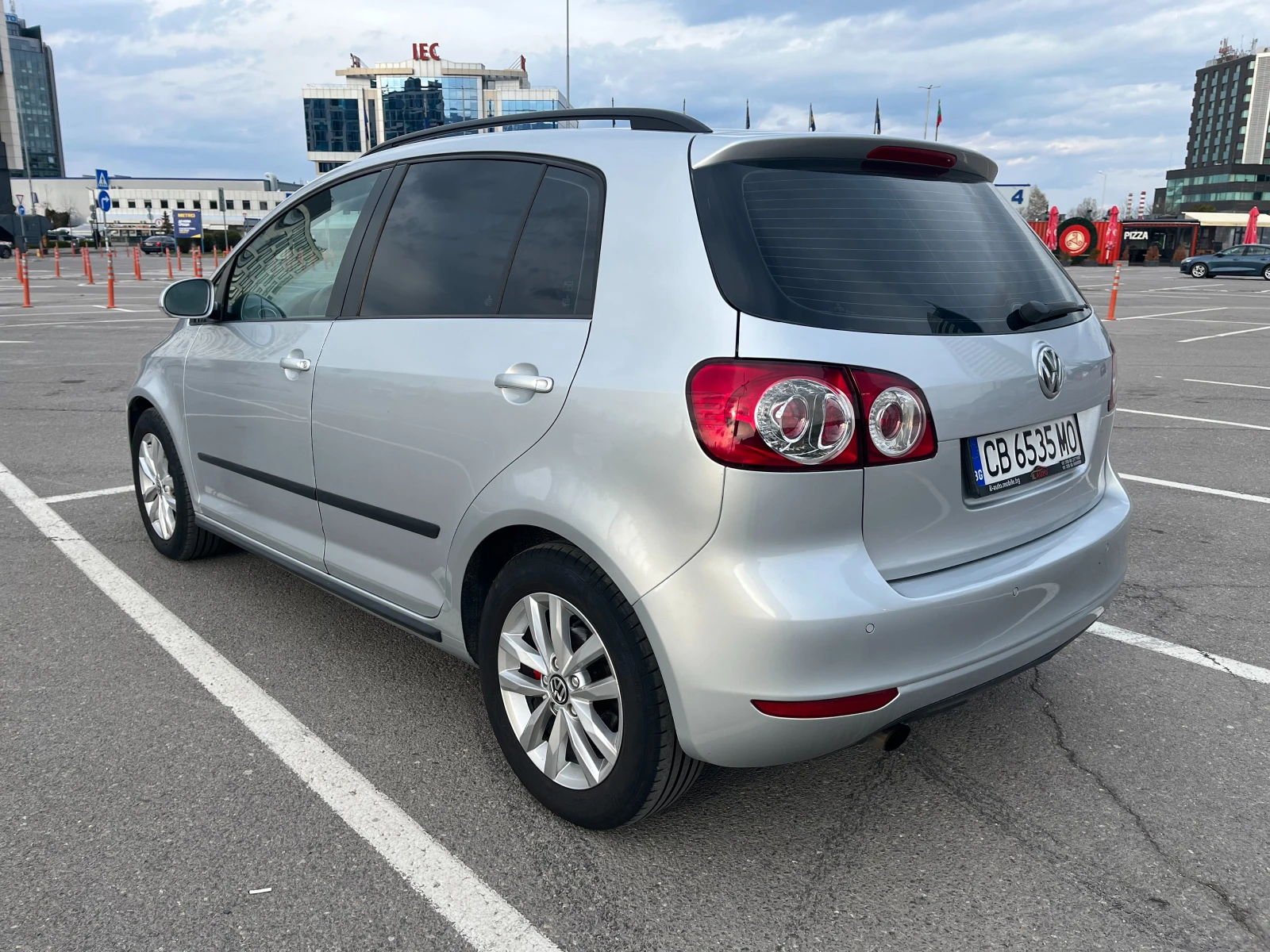 VW Golf Plus, снимка 3 - Автомобили и джипове - 54260746