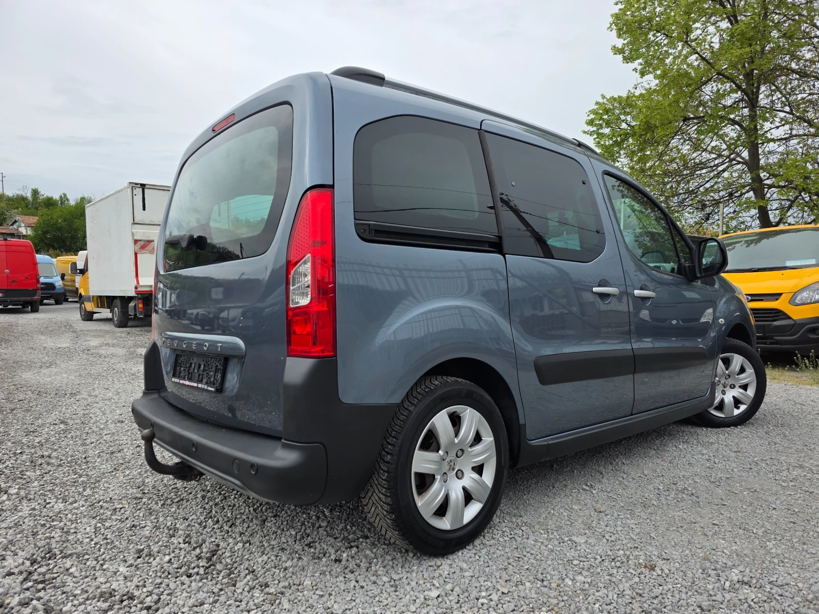 Peugeot Partner 1.6i, снимка 5 - Автомобили и джипове - 54359589