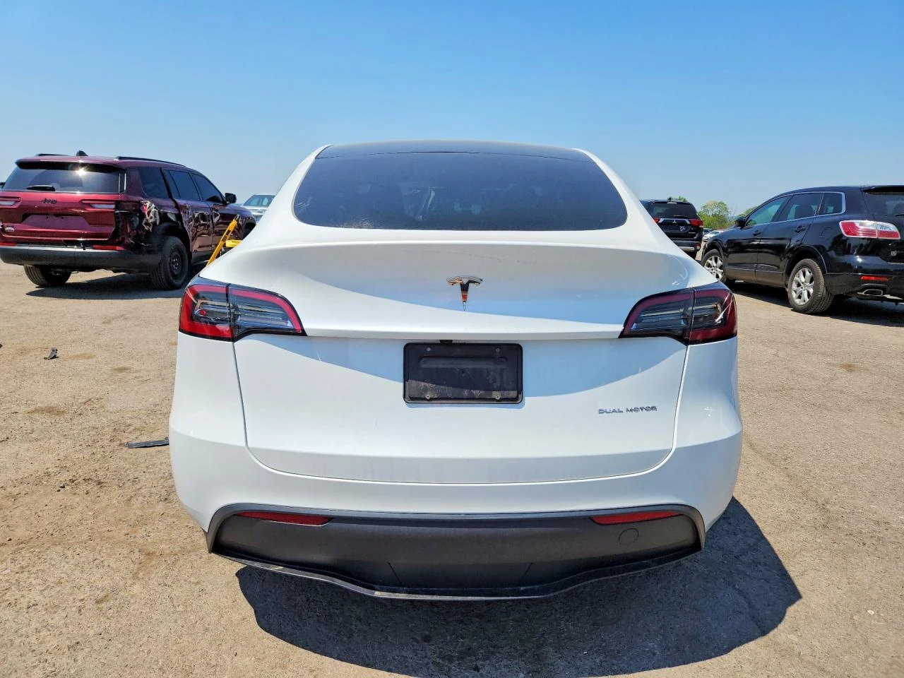 Tesla Model Y  Long Range AWD, снимка 6 - Автомобили и джипове - 54700644