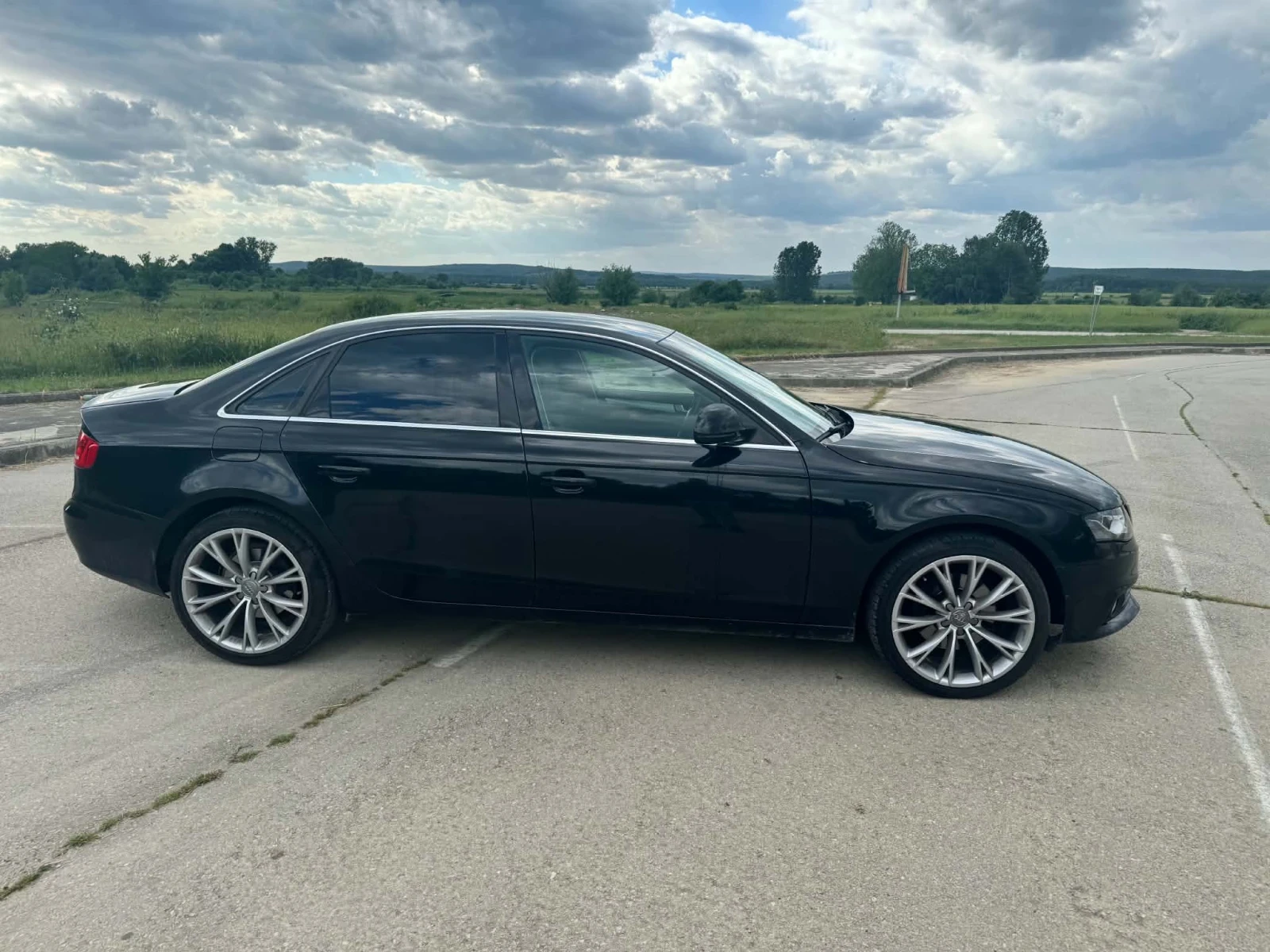 Audi A4, снимка 4 - Автомобили и джипове - 54721510
