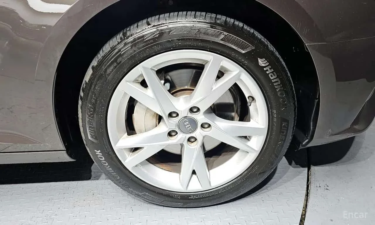 Audi A4 * 35 TDI Premium * CARFAX * ЦЕНА ДО БГ, снимка 5 - Автомобили и джипове - 55499777