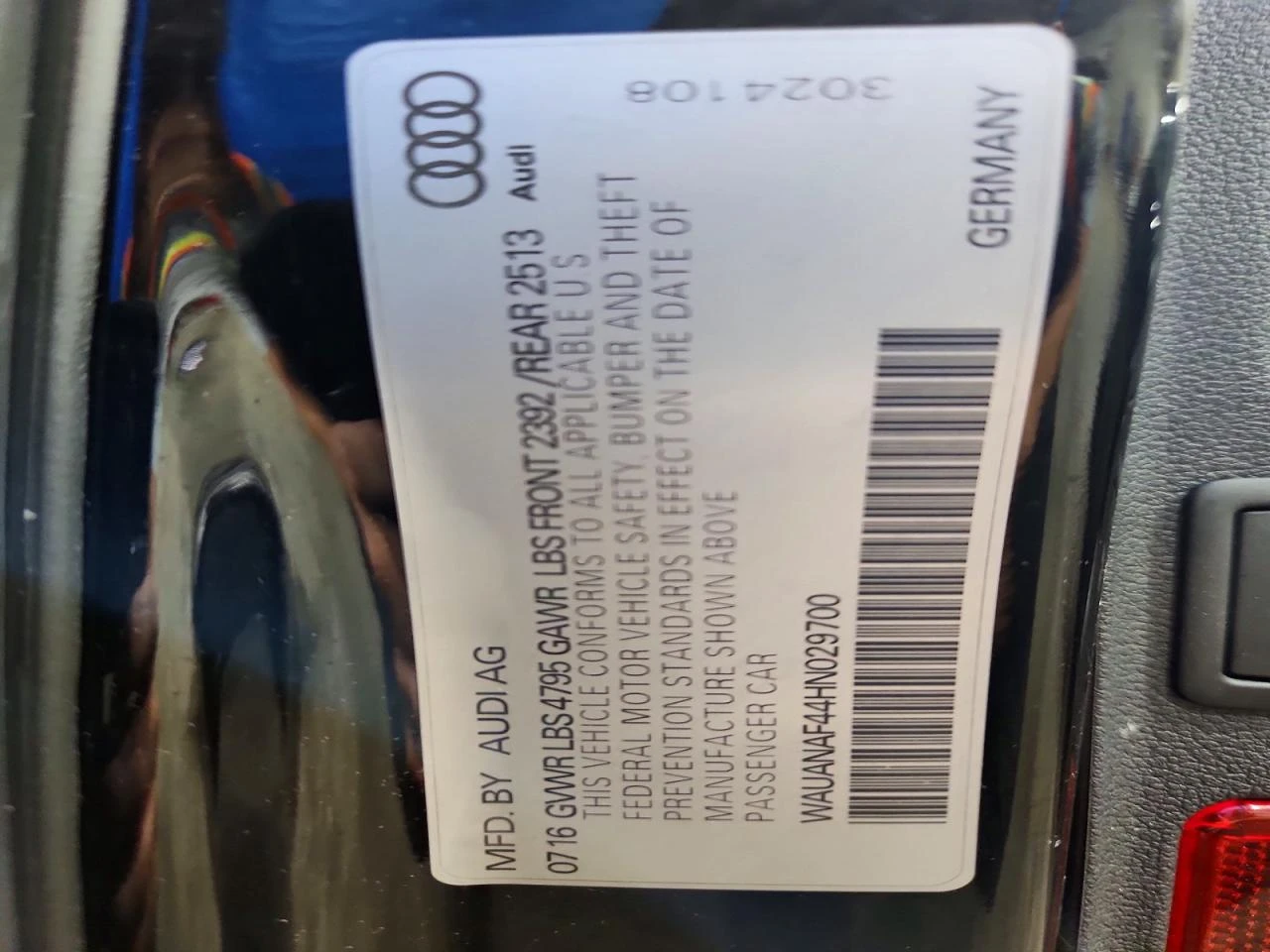 Audi A4 2.0l Premium, снимка 12 - Автомобили и джипове - 56084126