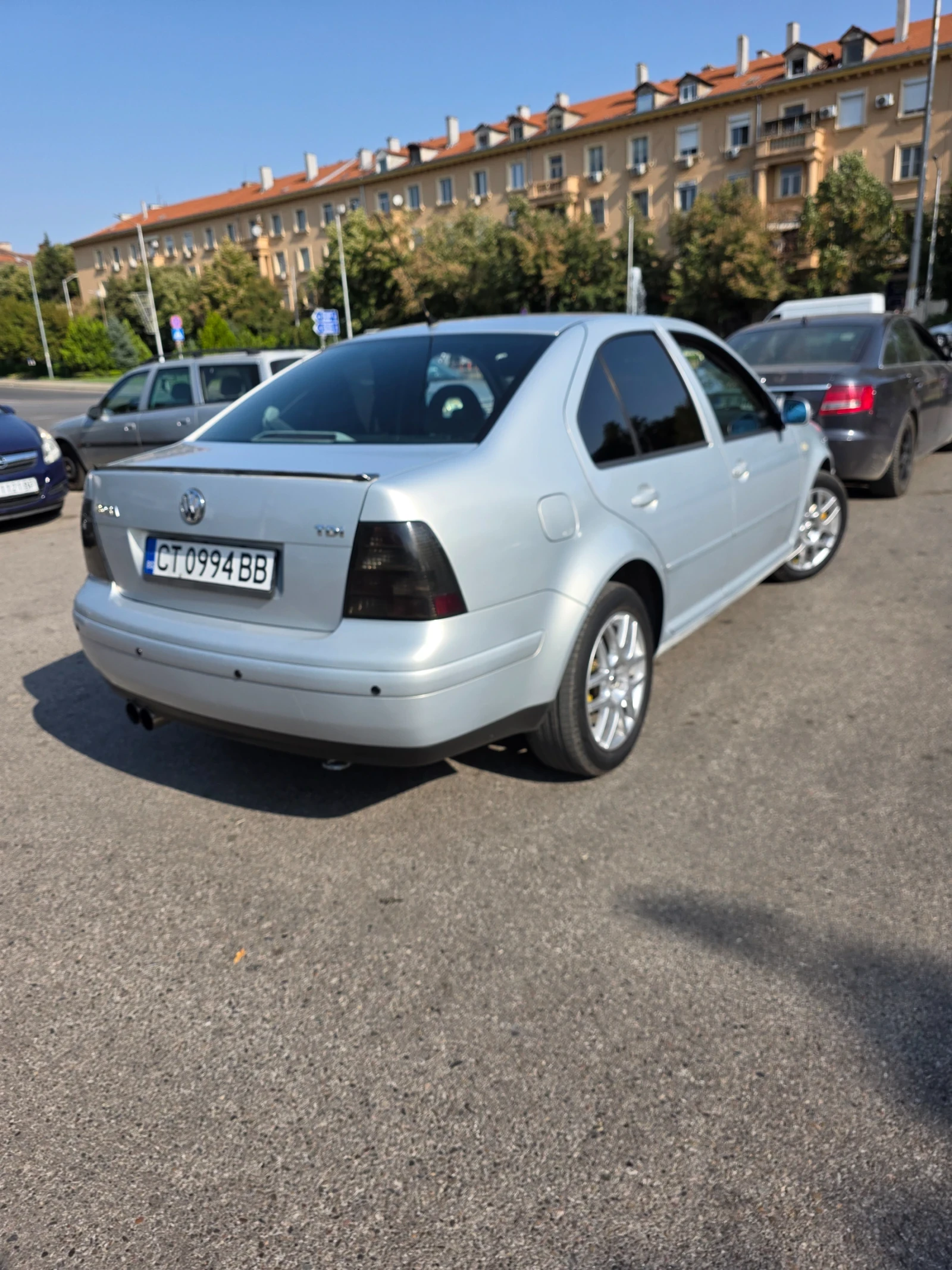 VW Bora, снимка 3 - Автомобили и джипове - 56247399