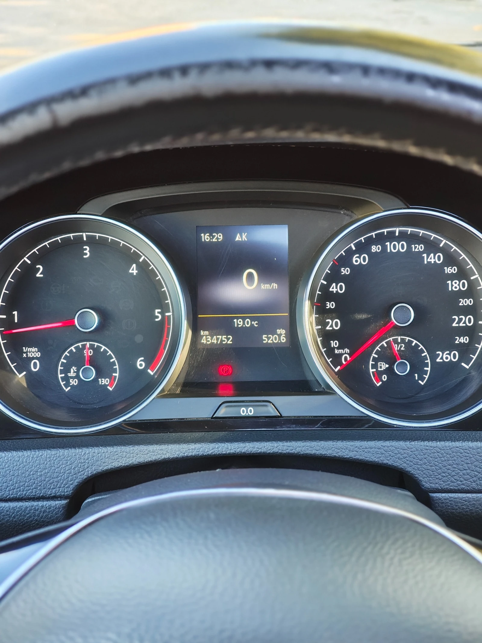 VW Golf, снимка 16 - Автомобили и джипове - 56378217