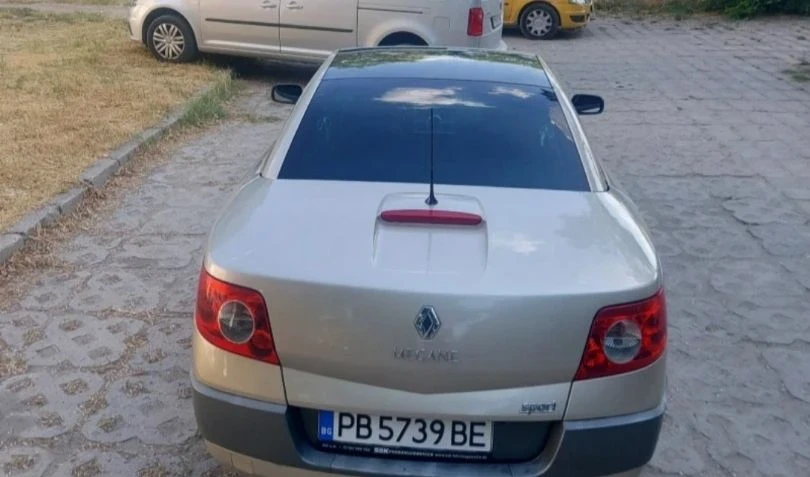 Renault Megane CC, снимка 8 - Автомобили и джипове - 56525269