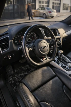 Audi Q5 2.0tfsi 8R tiptronic S line