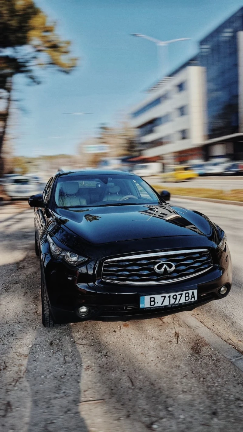 Infiniti Fx 30 DS, снимка 1 - Автомобили и джипове - 49153421