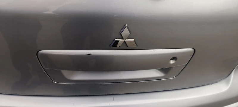 Mitsubishi Outlander Facelift 2.0 136kc 4* 4, снимка 13 - Автомобили и джипове - 50259926