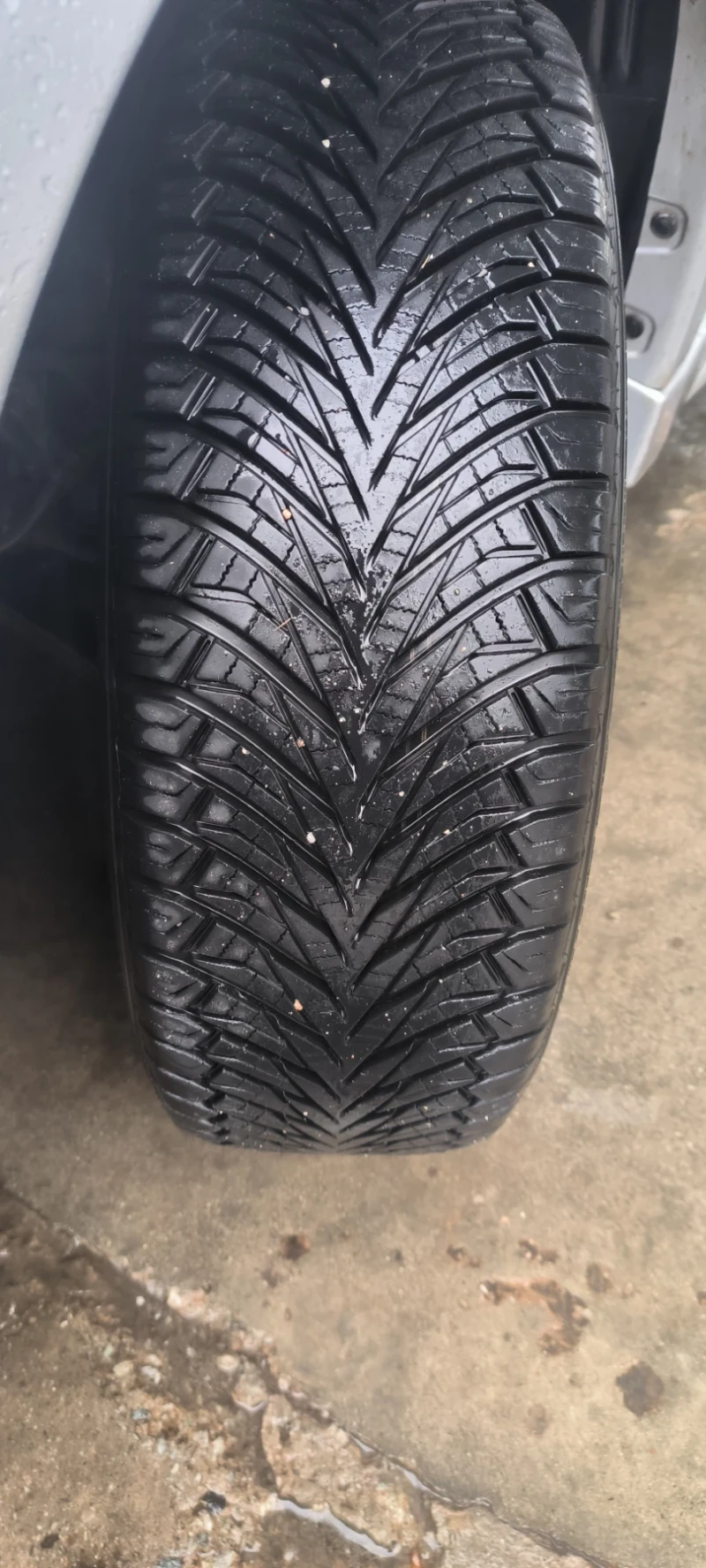 Mitsubishi Outlander Facelift 2.0 136kc 4* 4, снимка 10 - Автомобили и джипове - 50259926