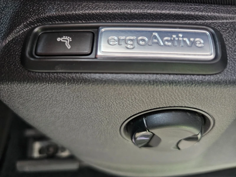 VW Tiguan Allspace Elegance 4Motion 2.0TDI 200PS, снимка 9 - Автомобили и джипове - 50823312