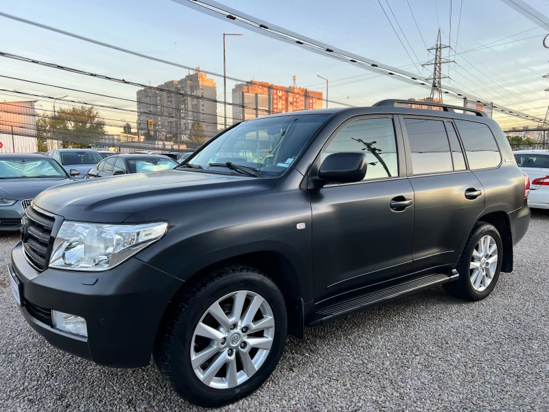 Toyota Land cruiser 200 4.5-V8 6+ 1/LIMITED/TV/NAVI/FULL