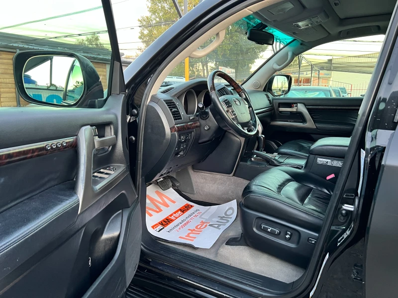 Toyota Land cruiser 200 4.5-V8 6+ 1/LIMITED/TV/NAVI/FULL, снимка 7 - Автомобили и джипове - 51761496