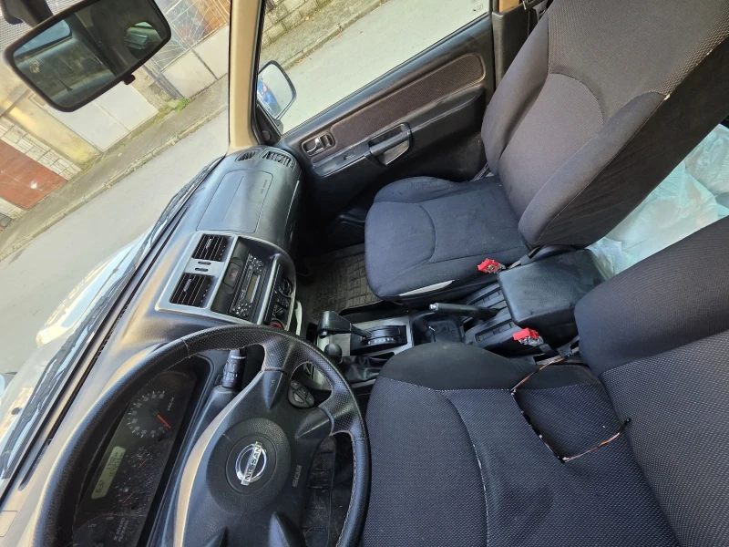 Nissan Terrano 3.0 автомат, снимка 5 - Автомобили и джипове - 52145949