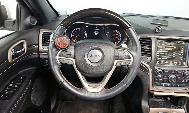 Jeep Grand cherokee, снимка 13 - Автомобили и джипове - 53053654