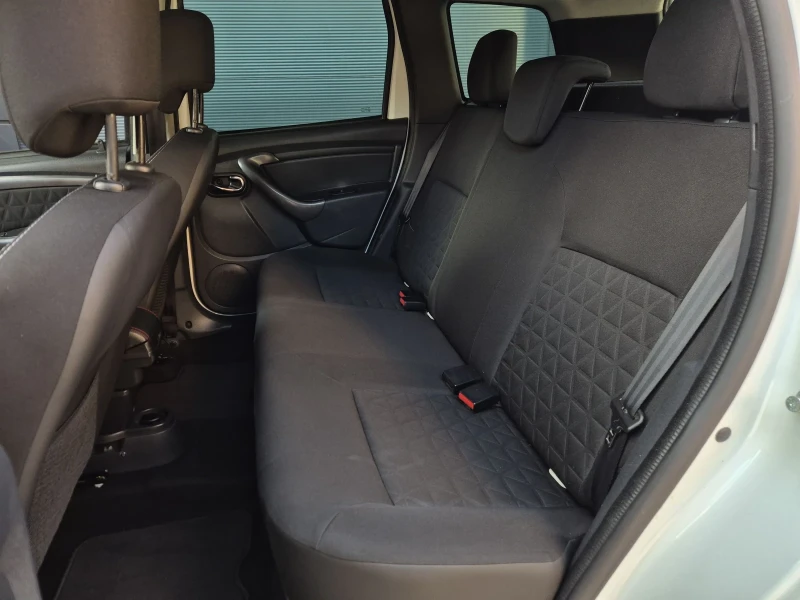 Dacia Duster 4x4 Stepway Facelift 1.5 dci , снимка 9 - Автомобили и джипове - 53501865