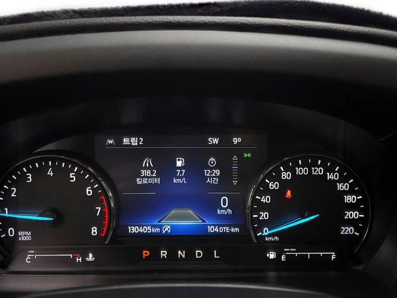 Ford Explorer 2.3 H Automatic, снимка 8 - Автомобили и джипове - 55954087