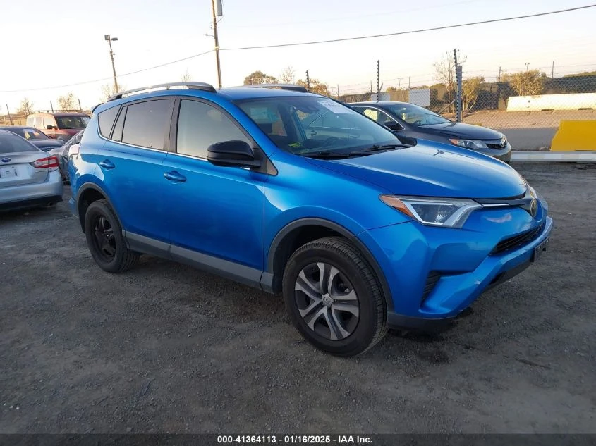 Toyota Rav4 LE - изображение 3