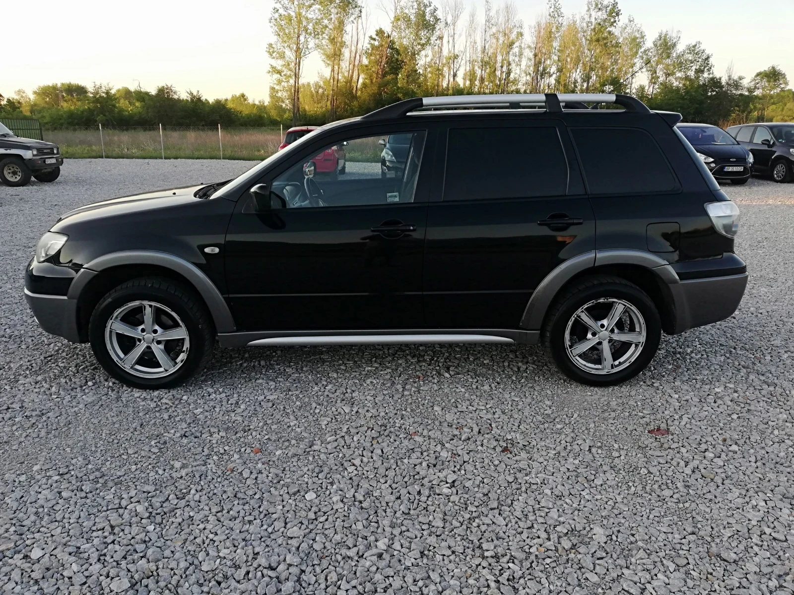 Mitsubishi Outlander 2.4i kli avtomat n1 - изображение 3
