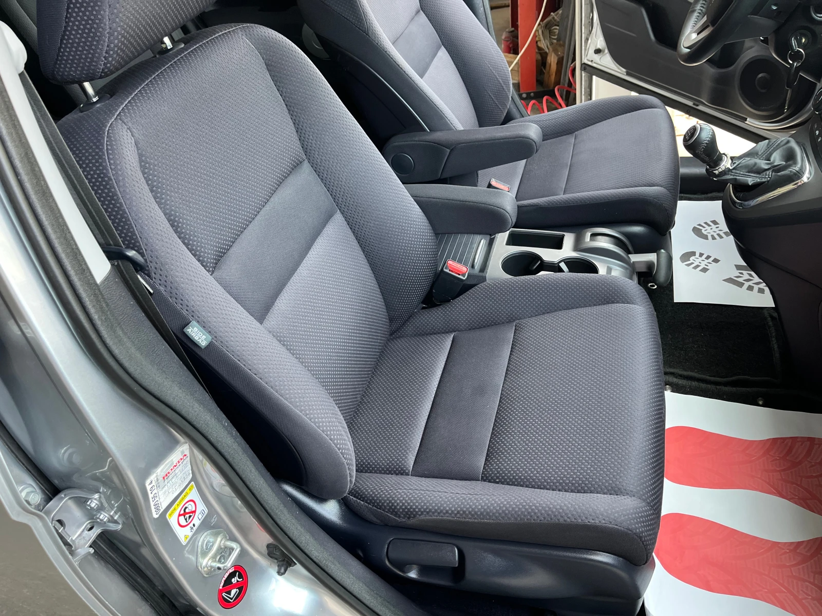 Honda Cr-v 2.0 i 150 k.c - изображение 8