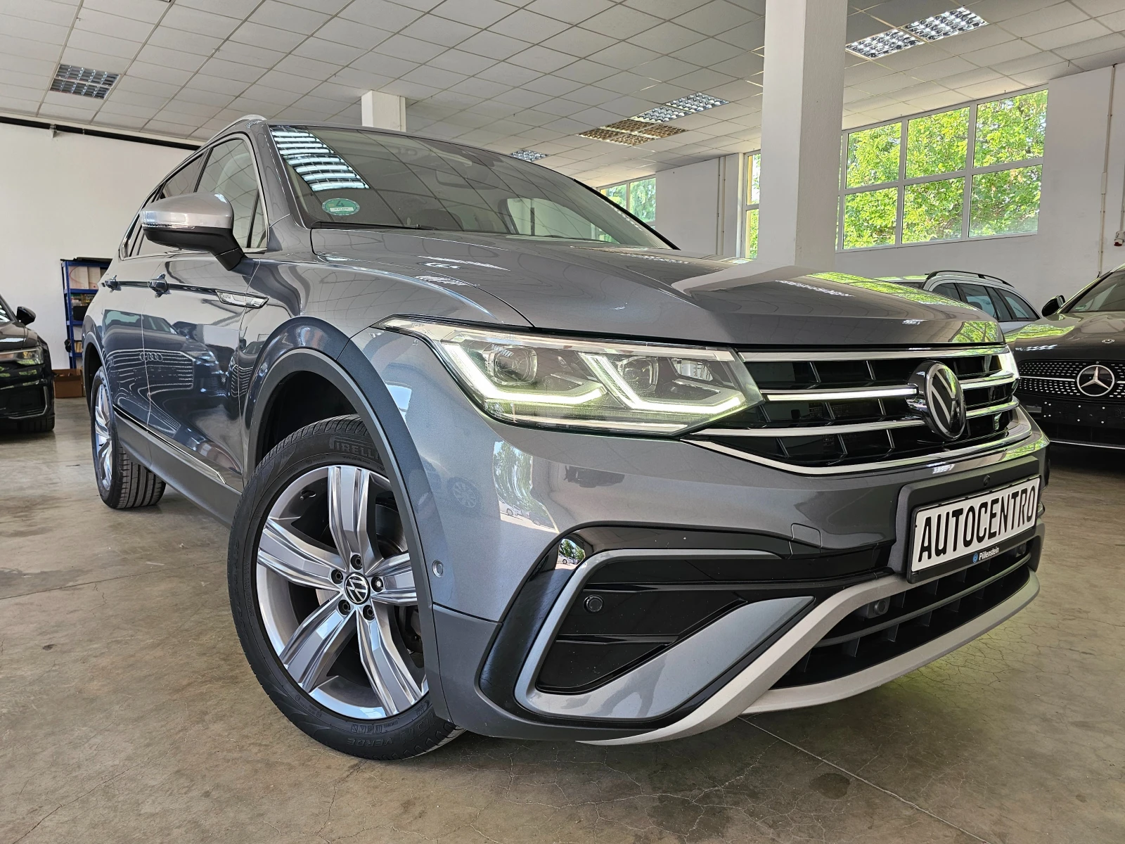 VW Tiguan Allspace Elegance 4Motion 2.0TDI 200PS - изображение 4