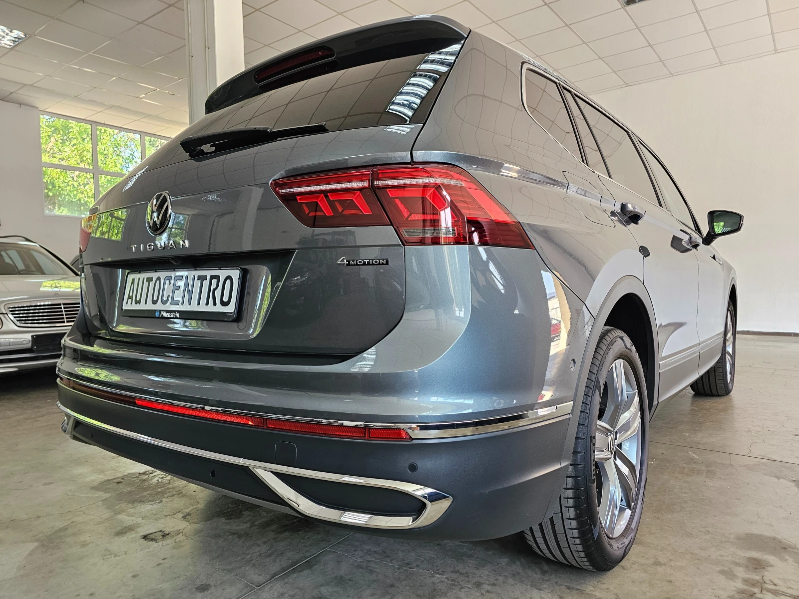 VW Tiguan Allspace Elegance 4Motion 2.0TDI 200PS - изображение 7
