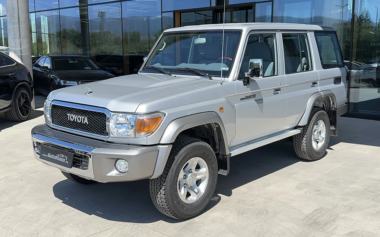 Toyota Land cruiser 76 Hardtop LX - изображение 2