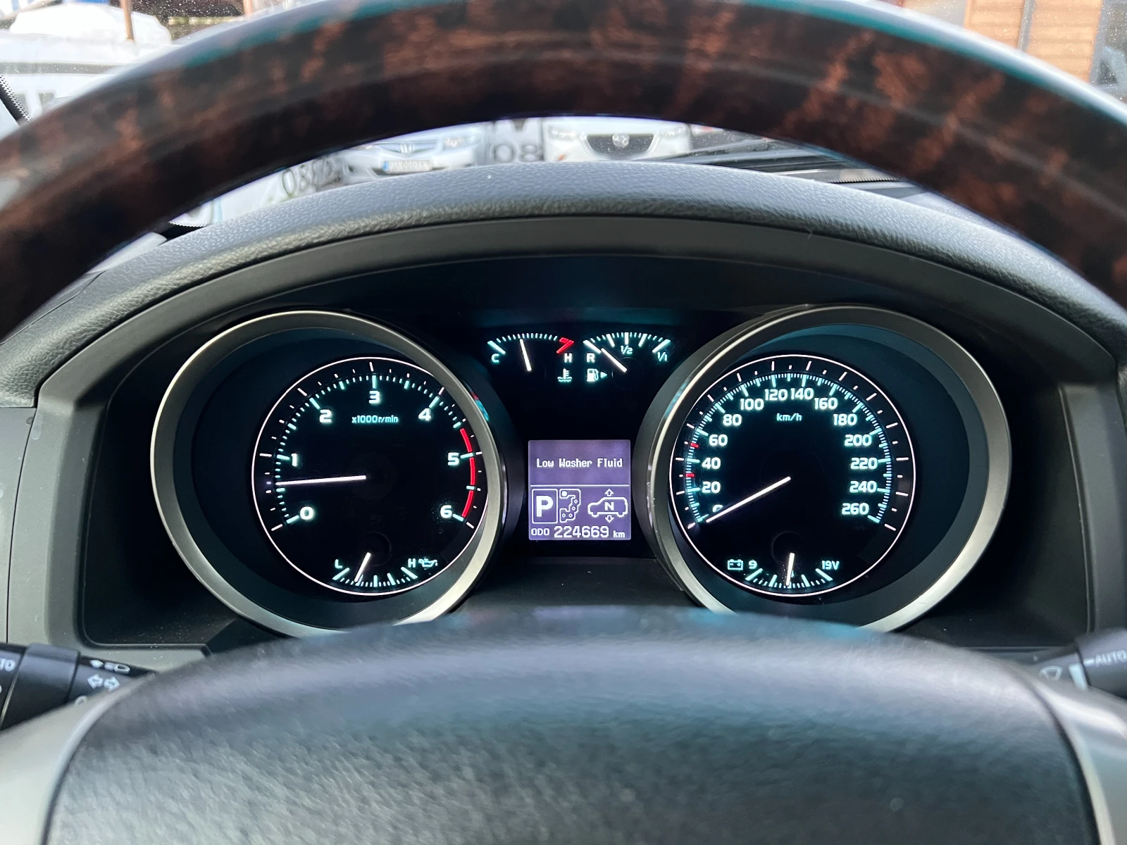 Toyota Land cruiser 200 4.5-V8 6+ 1/LIMITED/TV/NAVI/FULL | Mobile.bg   16